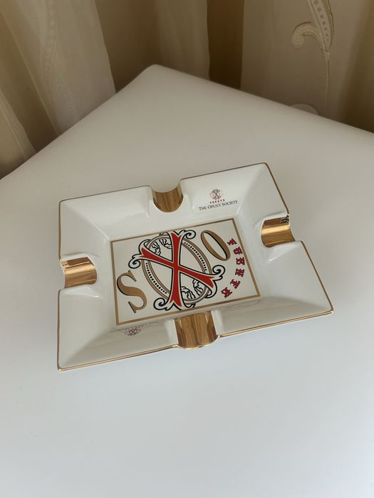 Луксозен пепелник за пури OpusX Society – Керамика с позлата