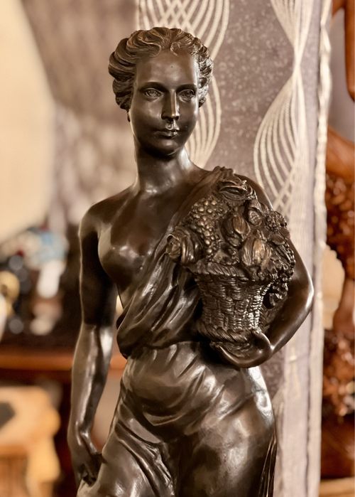 LYFT 【完売品】VINTAGE STATUE Y GRAPHIC Statuetă Bronz *** vintage / antic / retro *** Cristian • OLX.ro