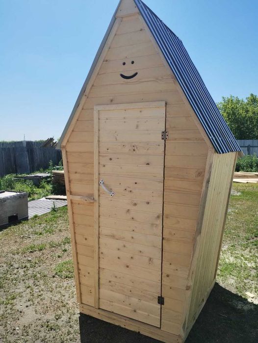 Уличный Туалет из вагонки