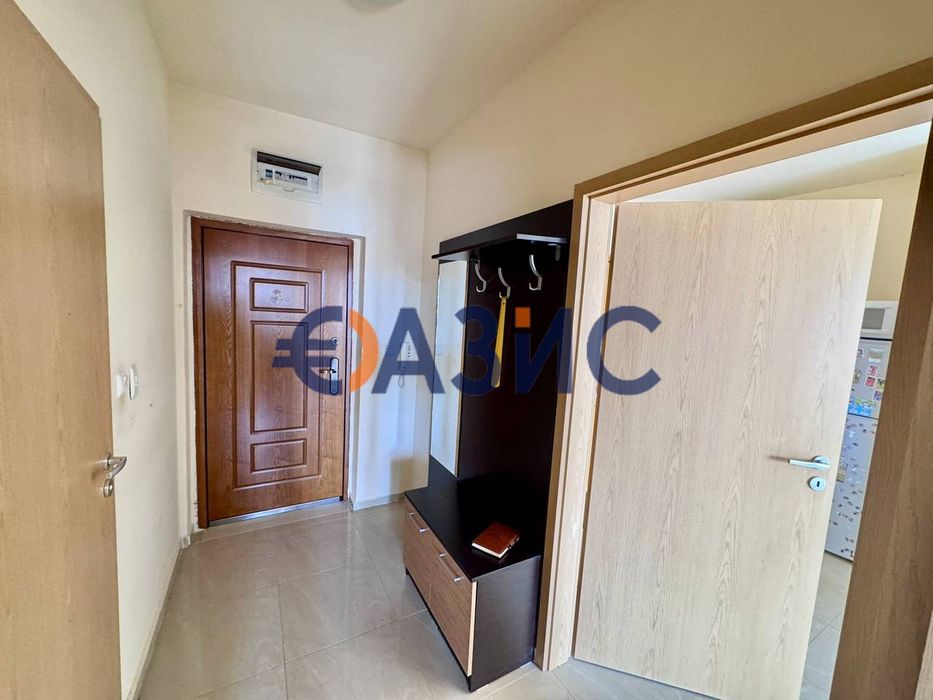 Продава се Двустаен апартамент в к.к. Слънчев бряг - 64 кв.м за 693 €/кв.м - Снимка #8