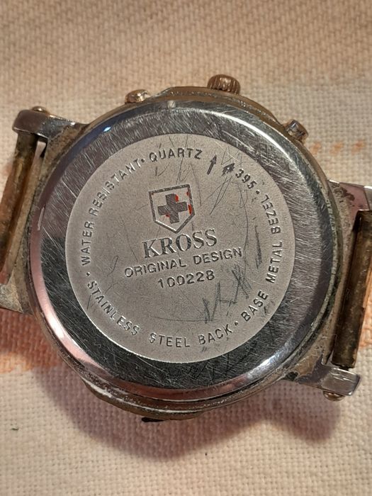 Продам часы без ремешка