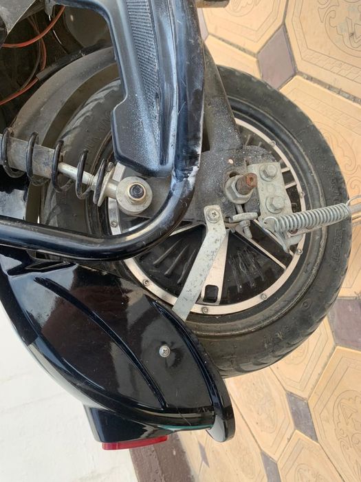 Скутер сатылады!