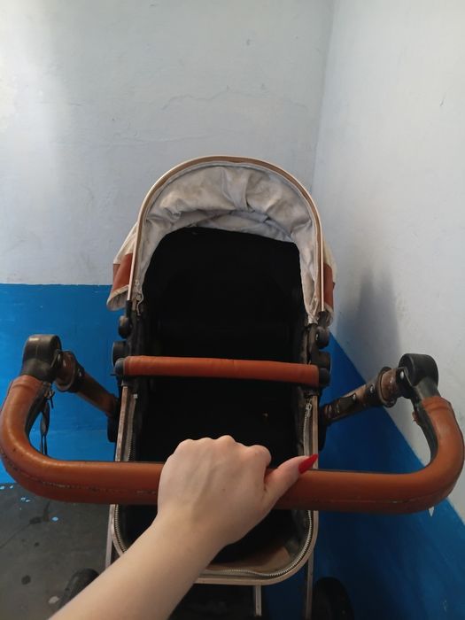 Продам коляску в хорошем состоянии