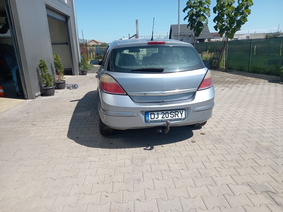 De vanzare Opel Astra H 2005 benzina 1.4
