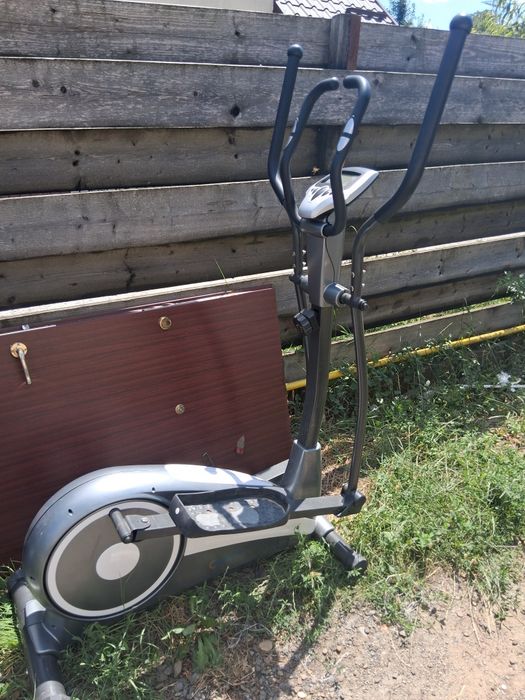 Vănd  În perfectă stare de funcționare, Bandă de Alergat.
