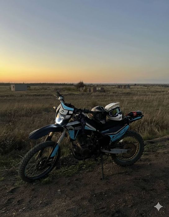 Продам эндуро 250