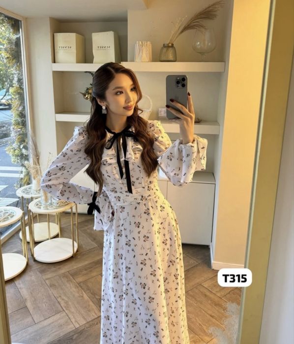 Вечернее платье белый