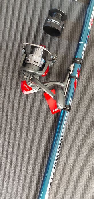 Качествена нова 4м или 6м болонеза с макара и влакно риболов такъм