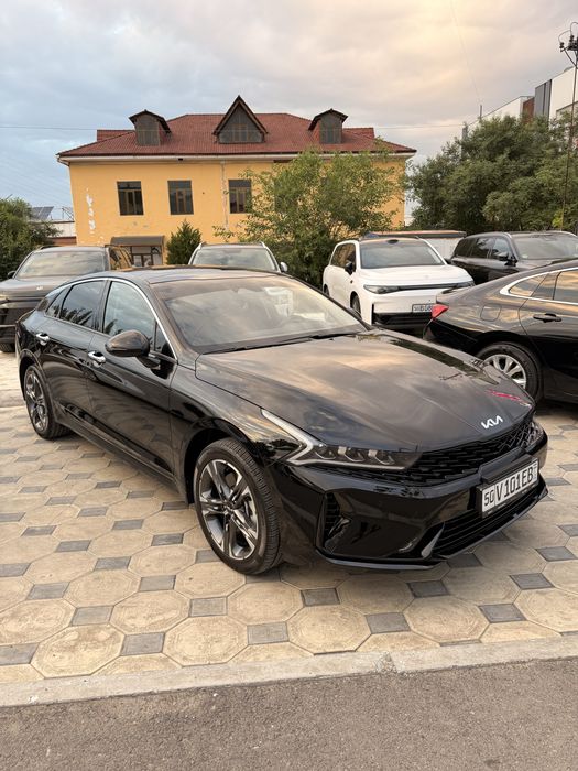Kia k5 2024 yil 20 ming yurgan tozza