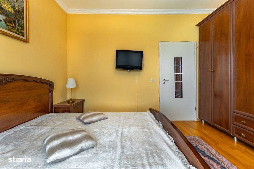 Penthouse cu terasă, lift și aer condiționat în Brasov