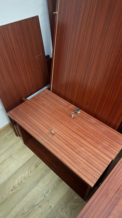 Dulap în stare foarte bună