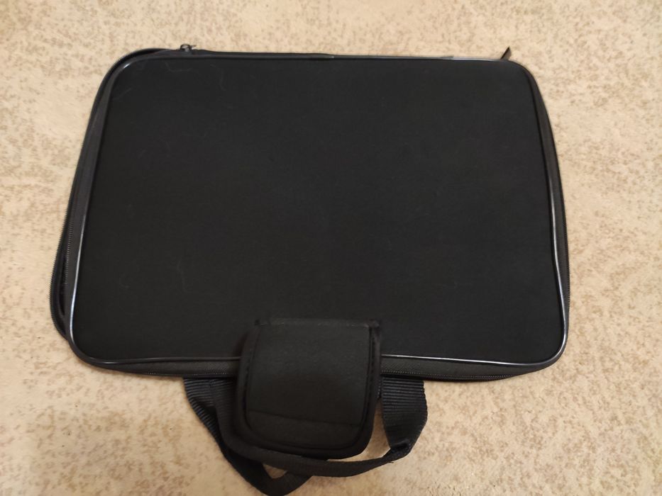 Два одинаковых не рабочих ноутбука на запчасти Benq Joybook r45