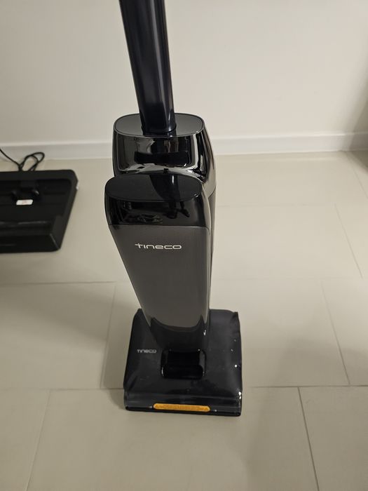 Aspirator vertical cu spalare TINECO Floor One S9 Artist Steam Pro