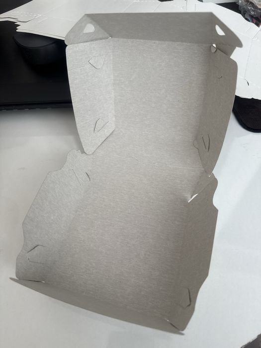 Контейнеры бумажные под бургеры