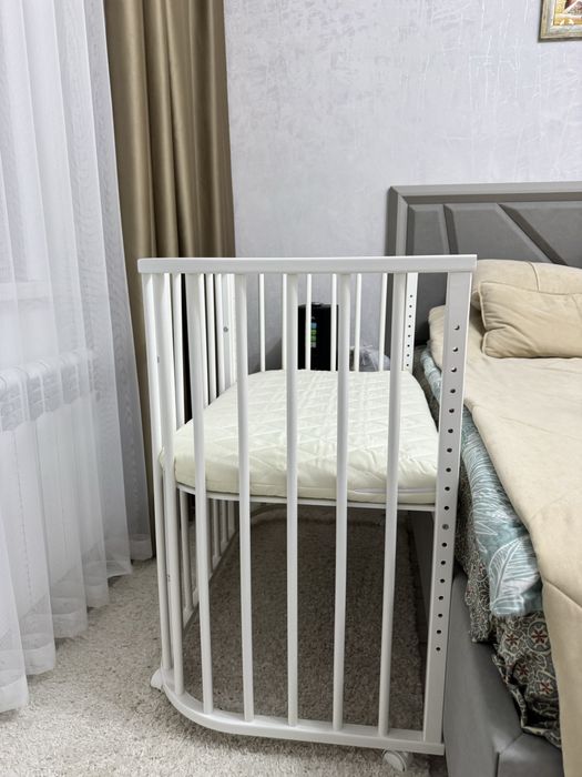 Продам кроватку приставную
