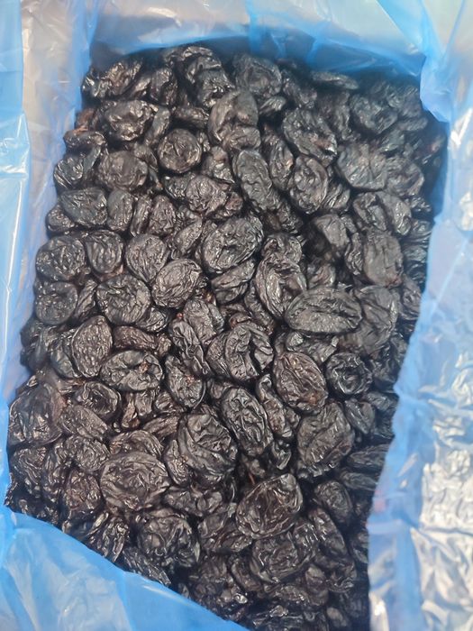 Prune uscate fara sâmburi