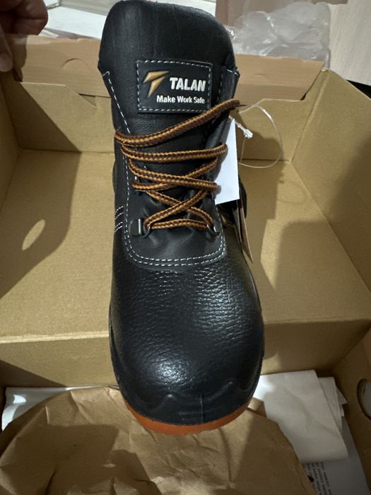 Мужская обувь размер 36