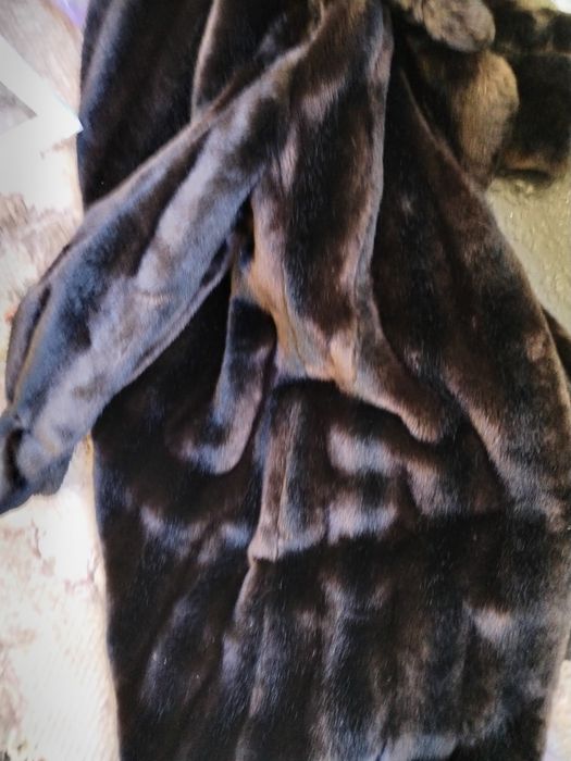 Blană naturală lungă maro