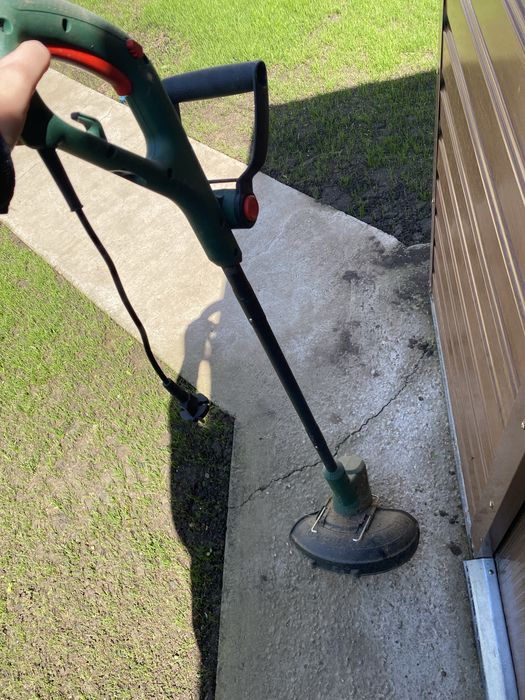 Trimmer Bosch utilizat