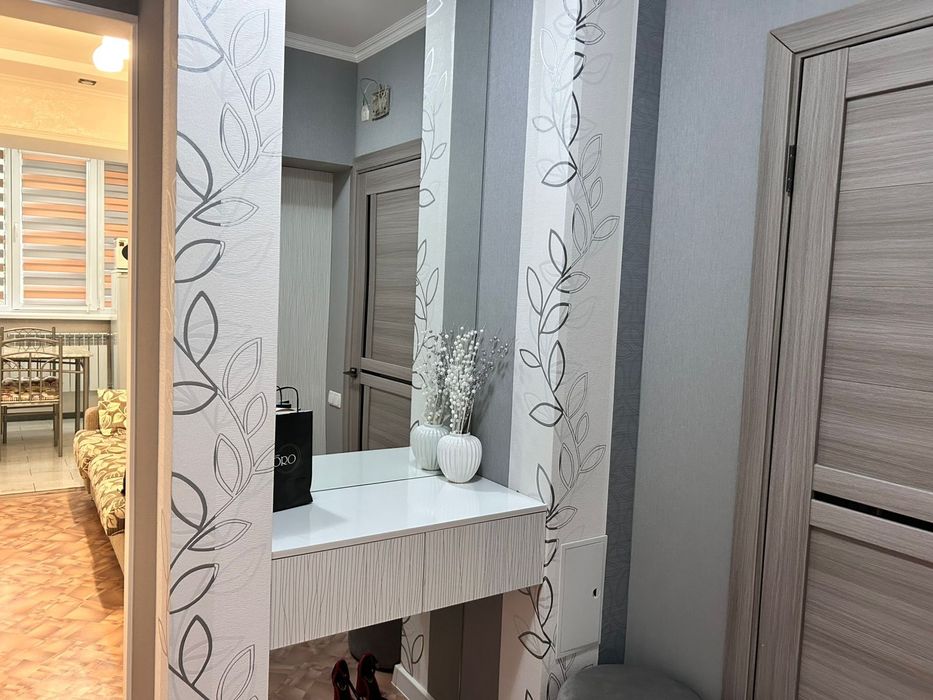 Продам квартиру .