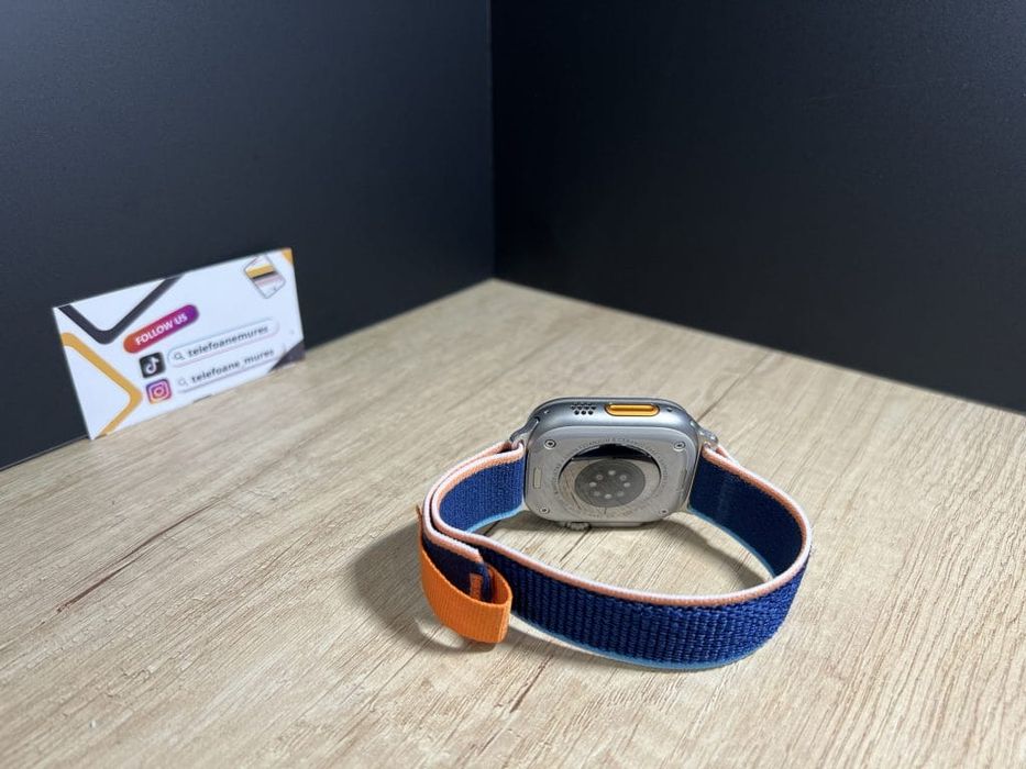 Apple Watch Ultra 49mm Natural Titanium Second-Hand Foarte Bun 3 ani g