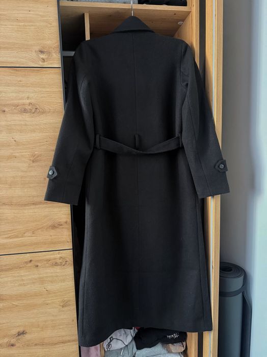 Черно Палто на марката Only размер S