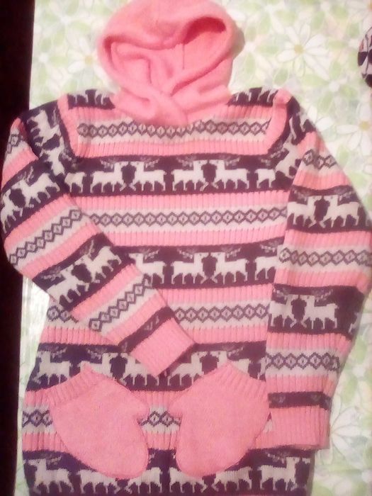 Кофточка свитер для девочек