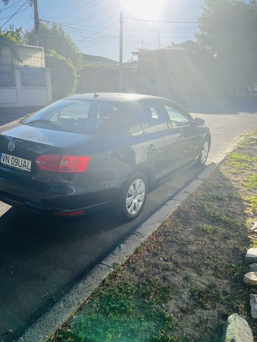Vand vw jetta an 2013
