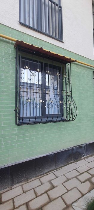 Полки, РЕШЕТКА. Недорого.козырек