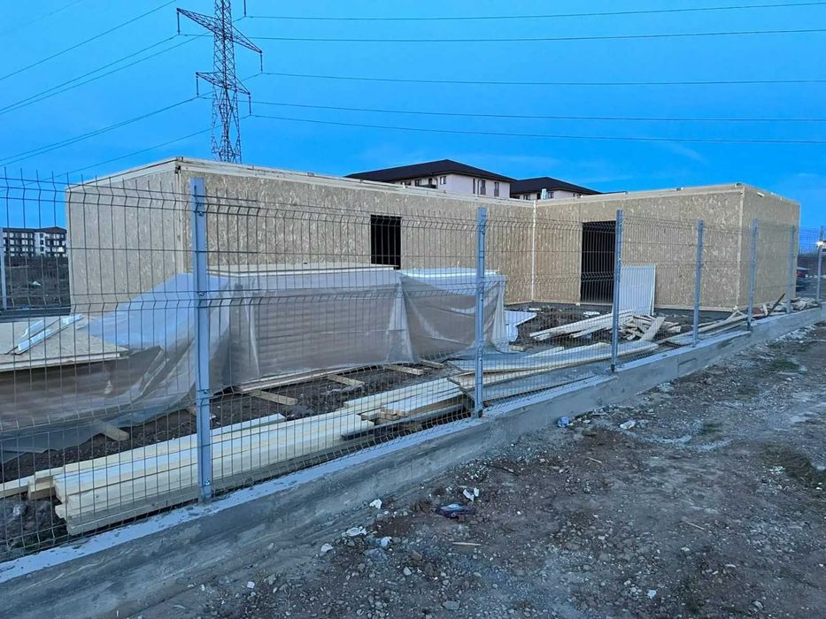 Case pe structura metalica