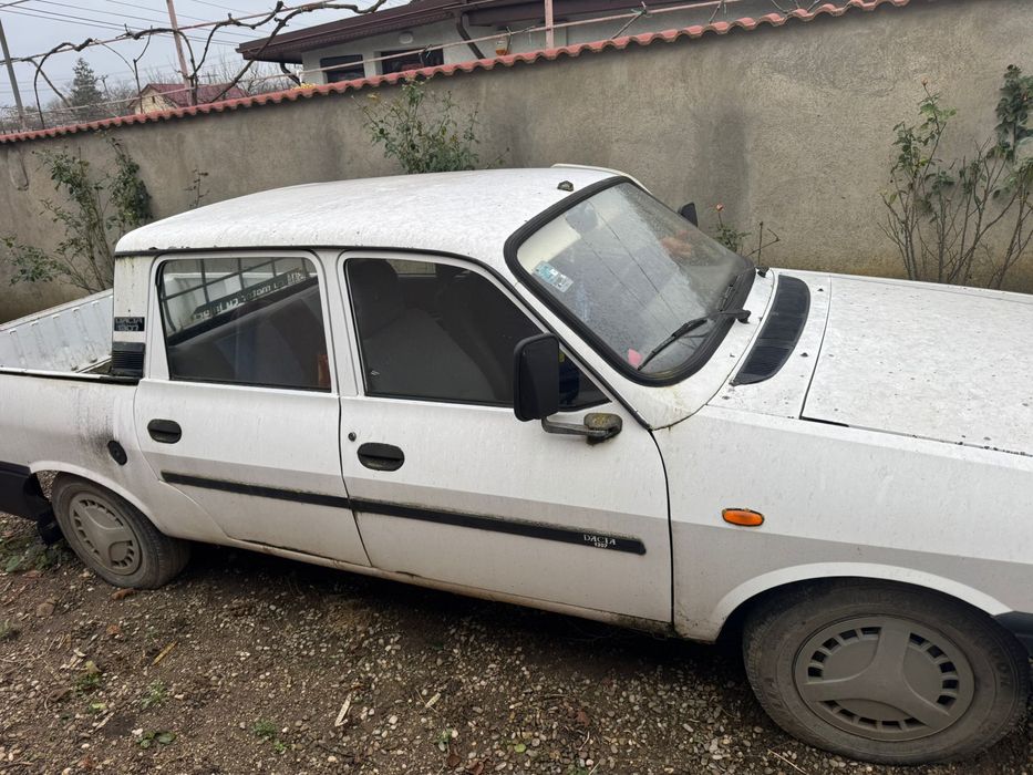 Dacia 1307 Pick-Up 4x4 • Cabina dublă • 1.6 Benzină • 5 locuri