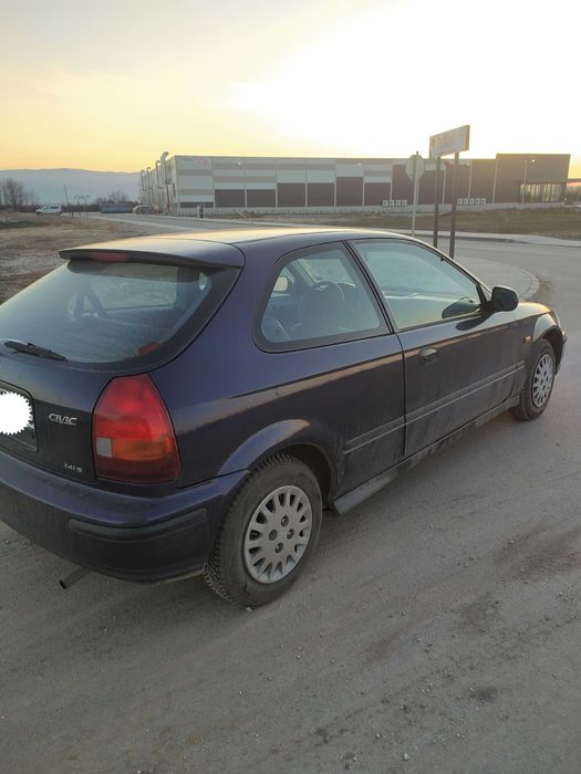 Honda Civic 6 1.4iS Hatchback Газ-Бензин