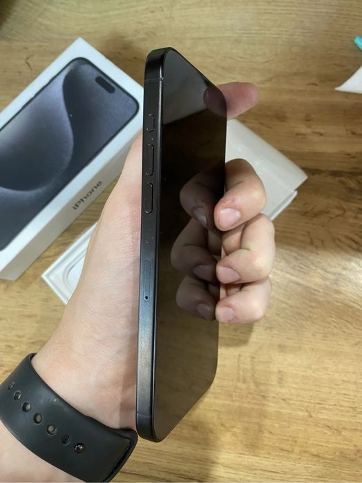 iphone 15 pro max в хорошем состоний