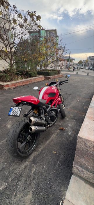 Ducati Monster 1100 EVO