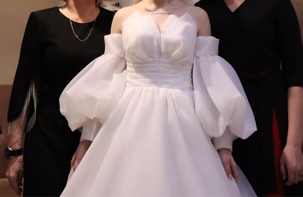 Свадебное платье