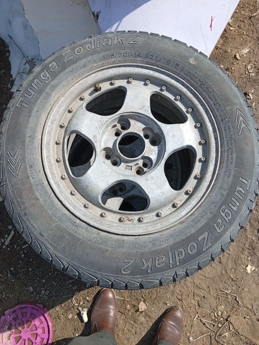 Продам диски с резиной