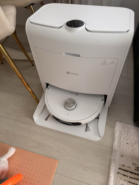 Aspirator robot Ezviz nou