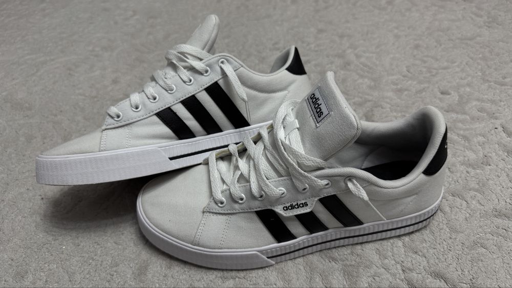 ADIDAS Daily 3.0 c