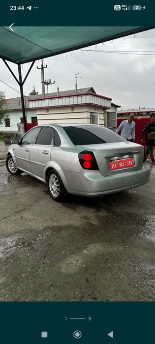 Lacetti sotiladi
