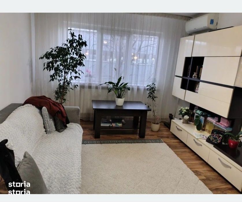 Apartament 3camere Craiovita 1/4,cu centrala,mobilat