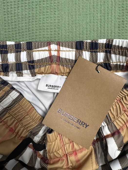 Vand pantaloni burberry