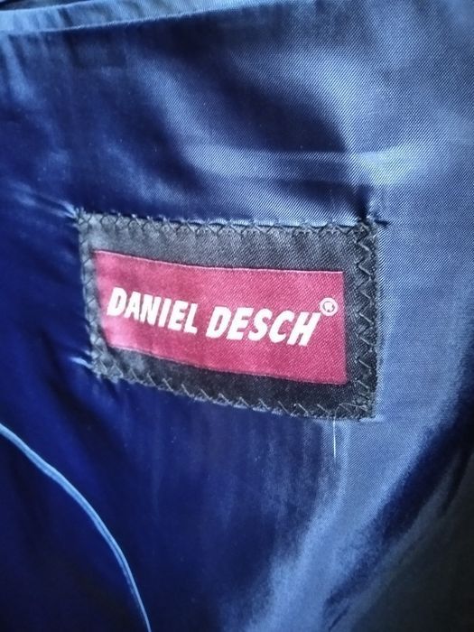 Продам костюм и пиджак 60 размера.