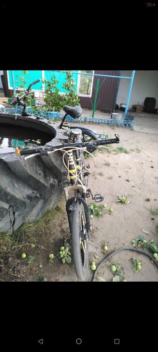 2 велосипеда , Один BMX , и обычный скоростной
