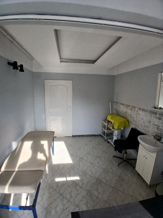 Inchiriez Spatiu Comercial in Centru ,20 mp