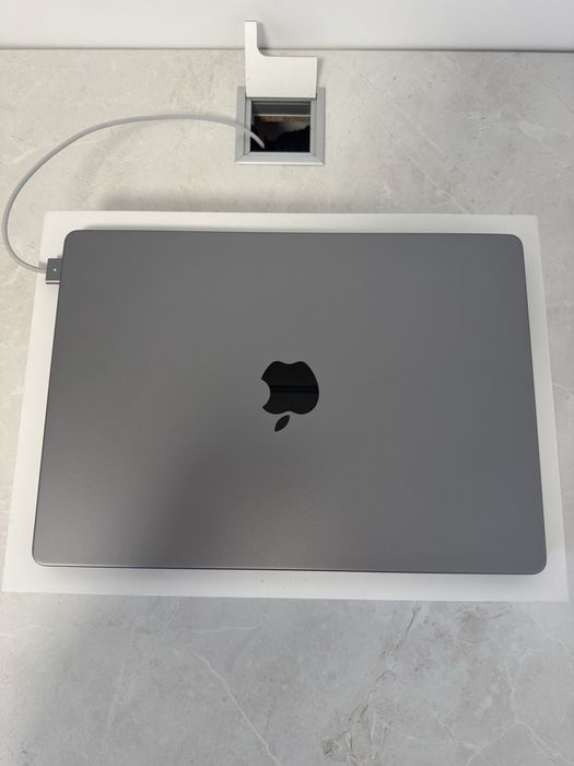 Macbook Pro 14” M3