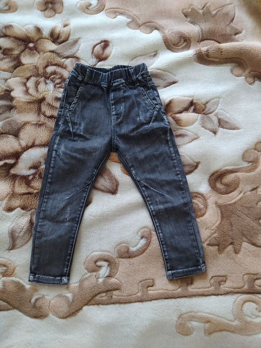 Джинсы детские черные