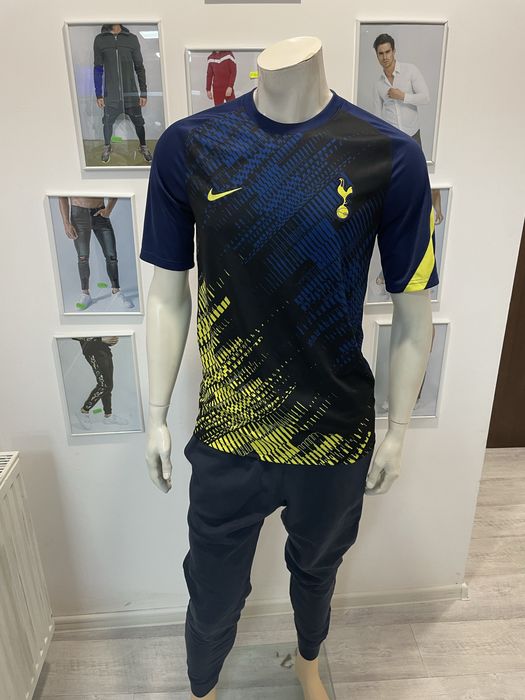 Tricou Totthenham marimea S editite limitata