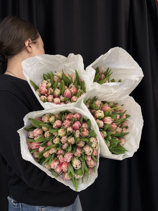 Тюльпаны в красивом оформлении