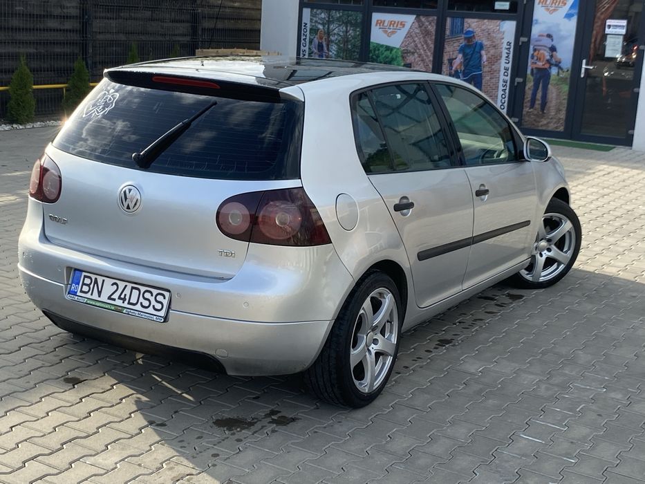 Golf 5 de 1.9tdi bkc /sau schimb detalii in anunt