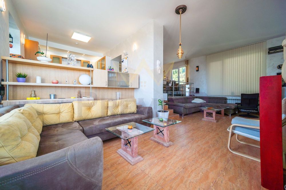 Дава се под наем Къща в Балчик - 380 кв.м за 598.23 € - Снимка #6